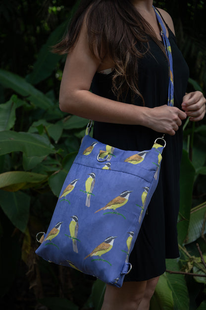 Bolso pecho amarillo